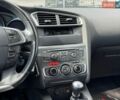 Серый Ситроен С4, объемом двигателя 2 л и пробегом 246 тыс. км за 7500 $, фото 33 на Automoto.ua
