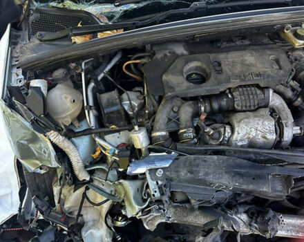 Ситроен С4 2011 в Ужгороде на Automoto.ua Серый Ситроен С4, объемом двигателя 1.59 л и пробегом 155 тыс. км за 2500 $, фото 3 на Automoto.ua