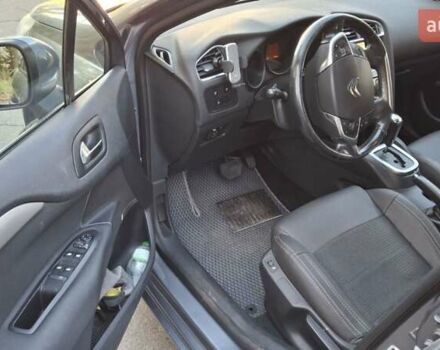 Серый Ситроен С4, объемом двигателя 1.59 л и пробегом 146 тыс. км за 7300 $, фото 8 на Automoto.ua