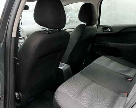 Серый Ситроен С4, объемом двигателя 1.6 л и пробегом 148 тыс. км за 7000 $, фото 18 на Automoto.ua