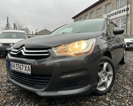 Серый Ситроен С4, объемом двигателя 1.6 л и пробегом 274 тыс. км за 6500 $, фото 1 на Automoto.ua