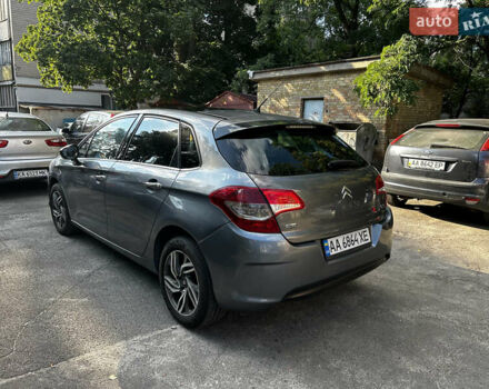 Серый Ситроен С4, объемом двигателя 1.56 л и пробегом 229 тыс. км за 6800 $, фото 2 на Automoto.ua
