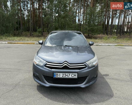 Серый Ситроен С4, объемом двигателя 1.56 л и пробегом 218 тыс. км за 6700 $, фото 1 на Automoto.ua