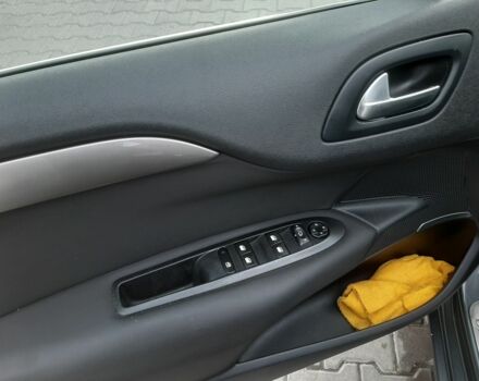 Ситроен С4 2011 в Белой Церкве на Automoto.ua Серый Ситроен С4, объемом двигателя 2 л и пробегом 198 тыс. км за 8000 $, фото 5 на Automoto.ua