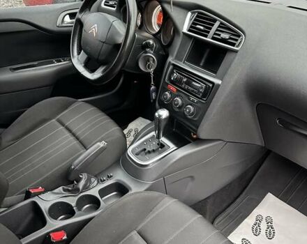 Серый Ситроен С4, объемом двигателя 1.6 л и пробегом 274 тыс. км за 6500 $, фото 18 на Automoto.ua