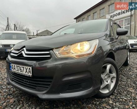 Серый Ситроен С4, объемом двигателя 1.6 л и пробегом 274 тыс. км за 6500 $, фото 1 на Automoto.ua