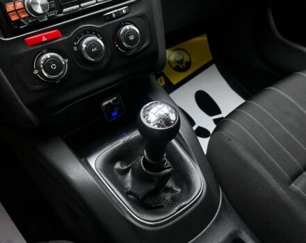 Серый Ситроен С4, объемом двигателя 1.6 л и пробегом 148 тыс. км за 7000 $, фото 14 на Automoto.ua