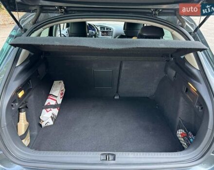 Серый Ситроен С4, объемом двигателя 1.56 л и пробегом 280 тыс. км за 7300 $, фото 48 на Automoto.ua