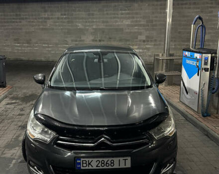 Серый Ситроен С4, объемом двигателя 1.56 л и пробегом 250 тыс. км за 8000 $, фото 5 на Automoto.ua