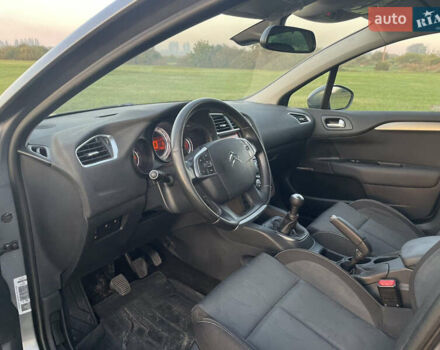 Серый Ситроен С4, объемом двигателя 1.6 л и пробегом 183 тыс. км за 5550 $, фото 10 на Automoto.ua