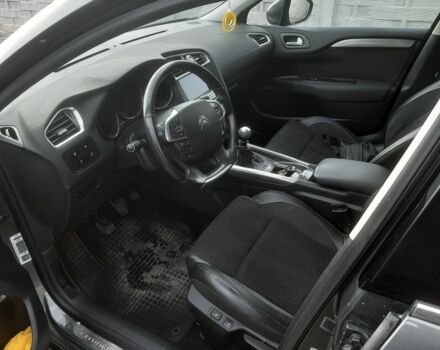 Ситроен С4 2011 в Белой Церкве на Automoto.ua Серый Ситроен С4, объемом двигателя 2 л и пробегом 198 тыс. км за 8000 $, фото 6 на Automoto.ua