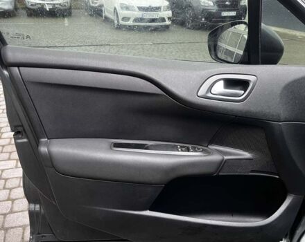 Серый Ситроен С4, объемом двигателя 1.6 л и пробегом 148 тыс. км за 7000 $, фото 6 на Automoto.ua