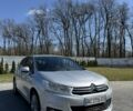Серый Ситроен С4, объемом двигателя 1.6 л и пробегом 259 тыс. км за 7500 $, фото 1 на Automoto.ua