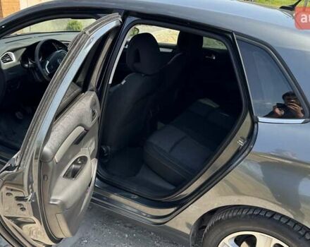 Серый Ситроен С4, объемом двигателя 1.6 л и пробегом 182 тыс. км за 5500 $, фото 13 на Automoto.ua