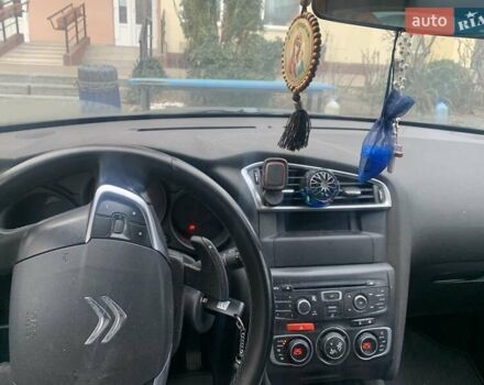 Ситроен С4 2012 в Киеве на Automoto.ua Серый Ситроен С4, объемом двигателя 1.56 л и пробегом 346 тыс. км за 6500 $, фото 2 на Automoto.ua