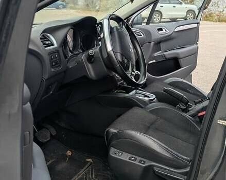 Серый Ситроен С4, объемом двигателя 1.6 л и пробегом 110 тыс. км за 8100 $, фото 3 на Automoto.ua