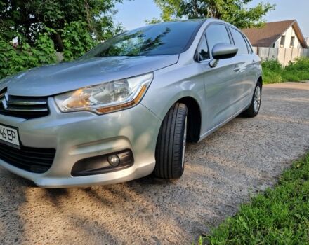 Серый Ситроен С4, объемом двигателя 1.6 л и пробегом 300 тыс. км за 6600 $, фото 4 на Automoto.ua