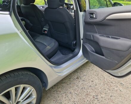 Серый Ситроен С4, объемом двигателя 1.6 л и пробегом 300 тыс. км за 6600 $, фото 11 на Automoto.ua