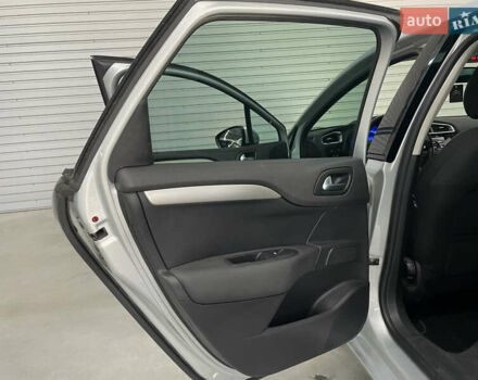 Ситроен С4 2012 в Стрые на Automoto.ua Серый Ситроен С4, объемом двигателя 1.6 л и пробегом 218 тыс. км за 7950 $, фото 30 на Automoto.ua