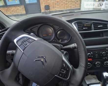 Серый Ситроен С4, объемом двигателя 1.6 л и пробегом 152 тыс. км за 8000 $, фото 11 на Automoto.ua