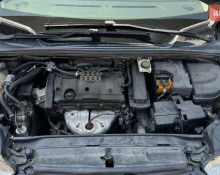 Серый Ситроен С4, объемом двигателя 1.6 л и пробегом 182 тыс. км за 5500 $, фото 18 на Automoto.ua