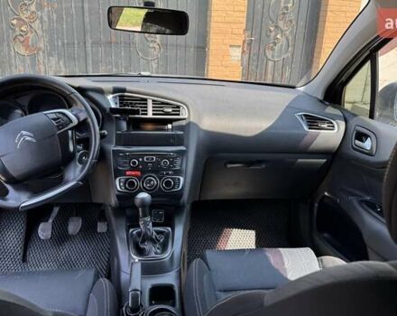 Серый Ситроен С4, объемом двигателя 1.6 л и пробегом 182 тыс. км за 5500 $, фото 14 на Automoto.ua