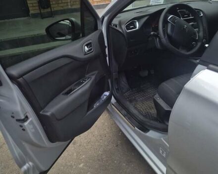 Серый Ситроен С4, объемом двигателя 1.6 л и пробегом 152 тыс. км за 8000 $, фото 10 на Automoto.ua