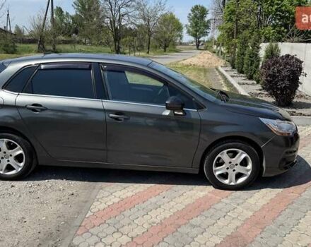 Серый Ситроен С4, объемом двигателя 1.6 л и пробегом 182 тыс. км за 5500 $, фото 3 на Automoto.ua