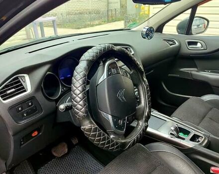 Серый Ситроен С4, объемом двигателя 1.6 л и пробегом 145 тыс. км за 6000 $, фото 3 на Automoto.ua