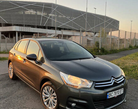 Серый Ситроен С4, объемом двигателя 1.56 л и пробегом 245 тыс. км за 7500 $, фото 3 на Automoto.ua