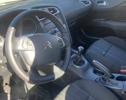 Серый Ситроен С4, объемом двигателя 1.6 л и пробегом 280 тыс. км за 8700 $, фото 3 на Automoto.ua