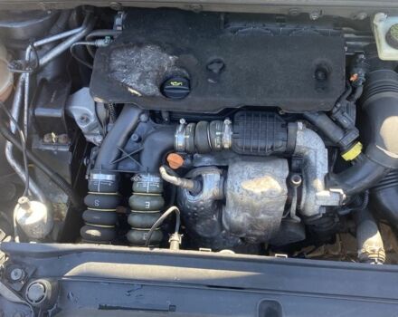 Серый Ситроен С4, объемом двигателя 1.6 л и пробегом 280 тыс. км за 8700 $, фото 5 на Automoto.ua