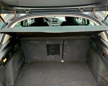 Серый Ситроен С4, объемом двигателя 1.6 л и пробегом 145 тыс. км за 6000 $, фото 6 на Automoto.ua