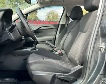 Серый Ситроен С4, объемом двигателя 1.4 л и пробегом 130 тыс. км за 7999 $, фото 7 на Automoto.ua