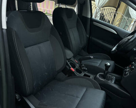 Серый Ситроен С4, объемом двигателя 1.56 л и пробегом 296 тыс. км за 7600 $, фото 11 на Automoto.ua