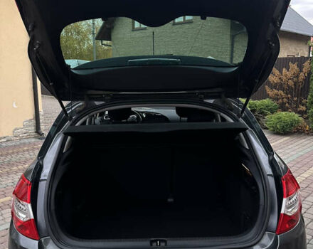 Серый Ситроен С4, объемом двигателя 1.56 л и пробегом 296 тыс. км за 7600 $, фото 19 на Automoto.ua