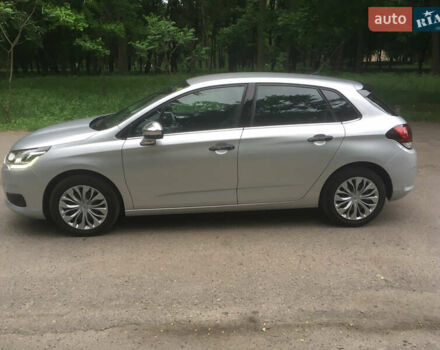 Серый Ситроен С4, объемом двигателя 1.56 л и пробегом 190 тыс. км за 10800 $, фото 2 на Automoto.ua