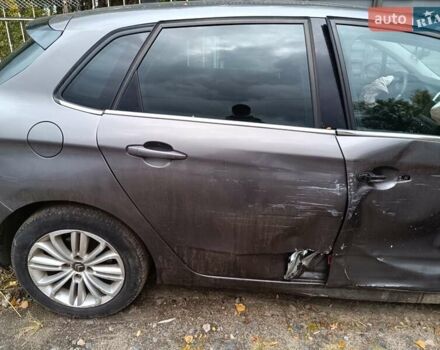 Серый Ситроен С4, объемом двигателя 1.6 л и пробегом 160 тыс. км за 7000 $, фото 8 на Automoto.ua