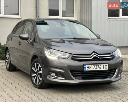 Серый Ситроен С4, объемом двигателя 1.6 л и пробегом 213 тыс. км за 11500 $, фото 4 на Automoto.ua