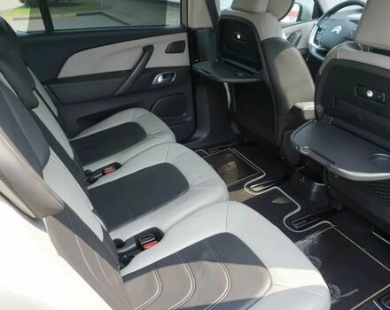 Сірий Сітроен С4, об'ємом двигуна 2 л та пробігом 63 тис. км за 7500 $, фото 12 на Automoto.ua