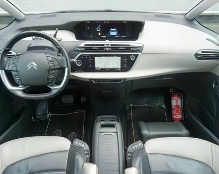 Сірий Сітроен С4, об'ємом двигуна 2 л та пробігом 63 тис. км за 7500 $, фото 9 на Automoto.ua