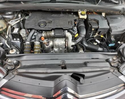 Серый Ситроен С4, объемом двигателя 1.6 л и пробегом 185 тыс. км за 12000 $, фото 5 на Automoto.ua