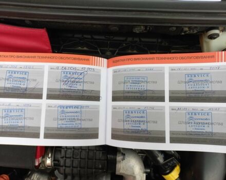 Серый Ситроен С4, объемом двигателя 1.6 л и пробегом 185 тыс. км за 12000 $, фото 14 на Automoto.ua