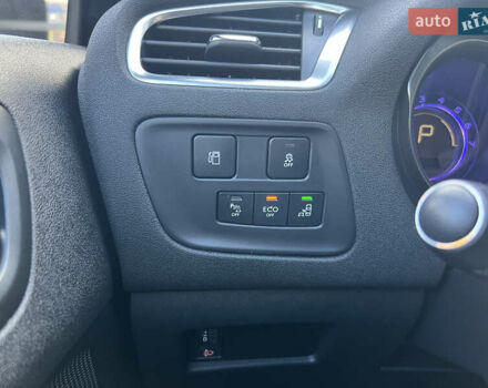 Серый Ситроен С4, объемом двигателя 1.6 л и пробегом 213 тыс. км за 11500 $, фото 24 на Automoto.ua