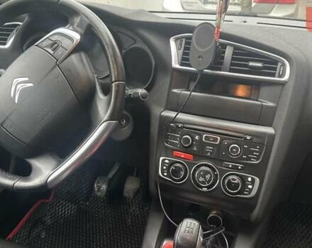 Сірий Сітроен С4, об'ємом двигуна 1.59 л та пробігом 127 тис. км за 9000 $, фото 4 на Automoto.ua