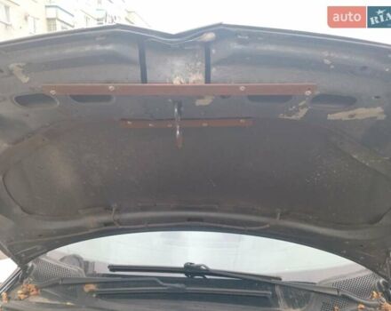 Серый Ситроен С4, объемом двигателя 1.59 л и пробегом 245 тыс. км за 2400 $, фото 4 на Automoto.ua