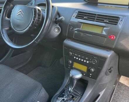 Серый Ситроен С4, объемом двигателя 1.6 л и пробегом 195 тыс. км за 4250 $, фото 11 на Automoto.ua