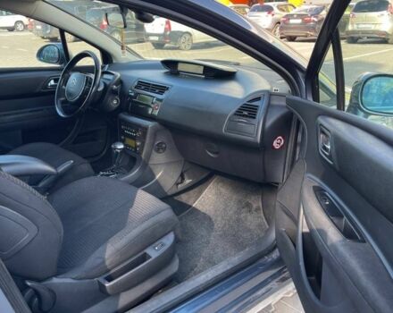 Серый Ситроен С4, объемом двигателя 1.6 л и пробегом 195 тыс. км за 4250 $, фото 9 на Automoto.ua