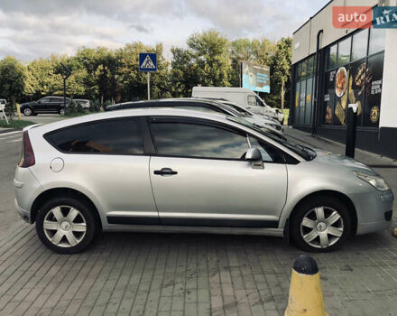 Серый Ситроен С4, объемом двигателя 1.59 л и пробегом 305 тыс. км за 3000 $, фото 1 на Automoto.ua