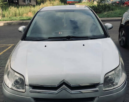 Серый Ситроен С4, объемом двигателя 1.59 л и пробегом 305 тыс. км за 3000 $, фото 4 на Automoto.ua